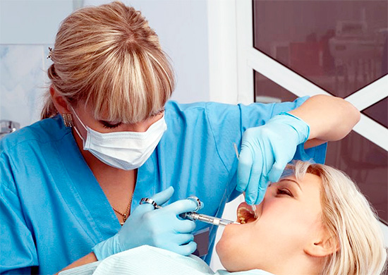 V súčasnosti sa anestézia často používa pri liečbe zubného kazu, ktorý pomáha predchádzať bolestivým pocitom aj pri značnej hĺbke kazivých dutín.