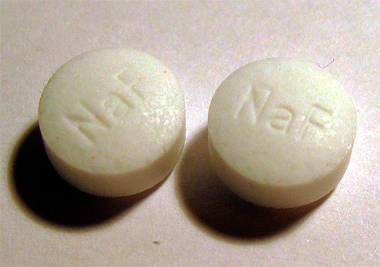 Mga tablet na sodium fluoride