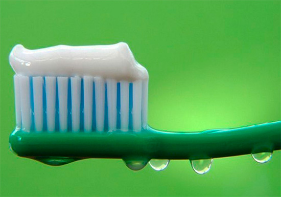 Pat ja jūs tīrāt zobus ar kāda cita zobu suku, jūs noteikti netiksiet inficēts ar kariesu.