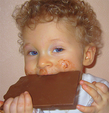 It is highly desirable to limit the intake of various sweets by young children.