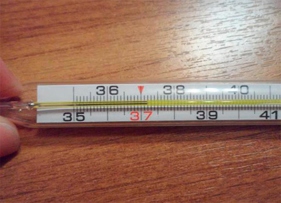 Karaniwan, ang temperatura pagkatapos ng pagkuha ng ngipin ay hindi dapat tumaas sa itaas ng 37.5 degrees.