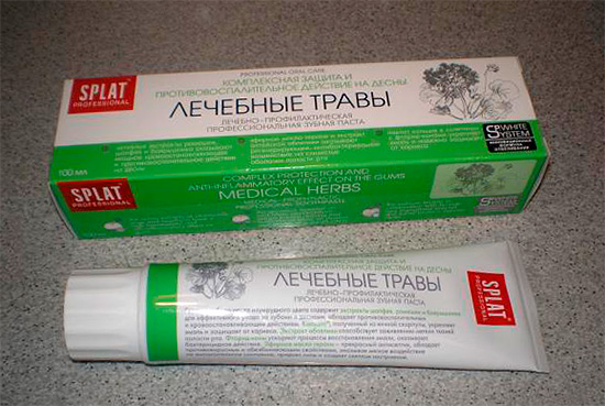 Herbs are an option for toothpaste lovers based on natural ingredients