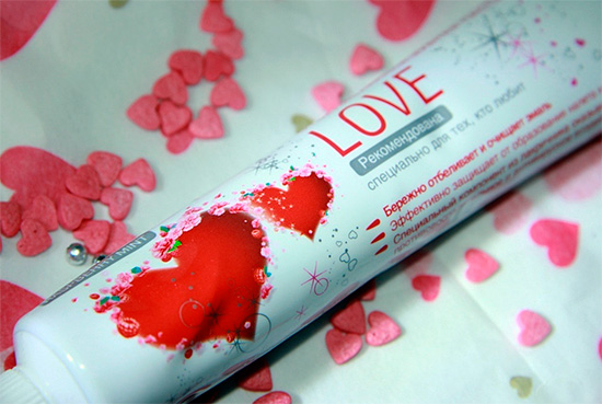 Love - pastă de dinți pentru îndrăgostiți