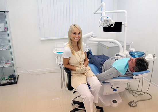Lors du choix d'une clinique dentaire privée, il existe un certain risque de surpayer considérablement le traitement ou l'extraction dentaire ...