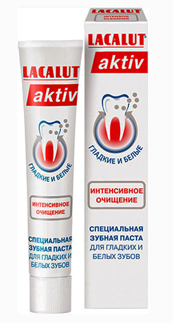 Didesniam dantų valymui tinka „Lacalut Active Intensive Cleansing“.
