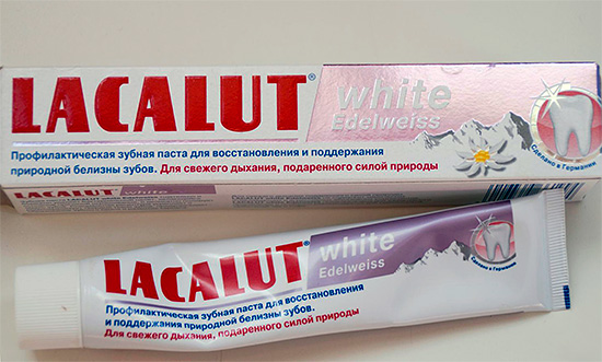 Lacalute White Edelweiss zubná pasta s výťažkom z Edelweiss.