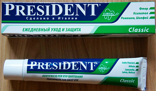 Na fotografii je znázornená zubná pasta prezidenta Classic
