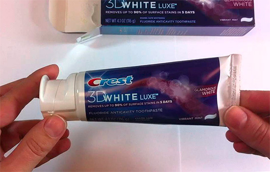 ยาสีฟัน Crest 3D White Luxe Glamorous White