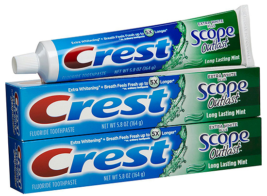 Crest Complete Extra White Plus Scope Outlast.