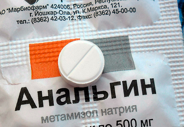 La prise d'Analgin n'est pas du tout recommandée, car le métamizole sodique peut provoquer des effets secondaires très dangereux.