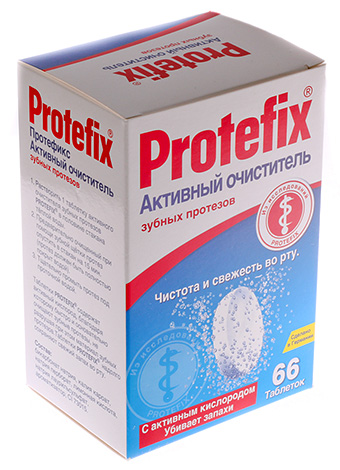 Compresse Protefix per la pulizia della protesi.
